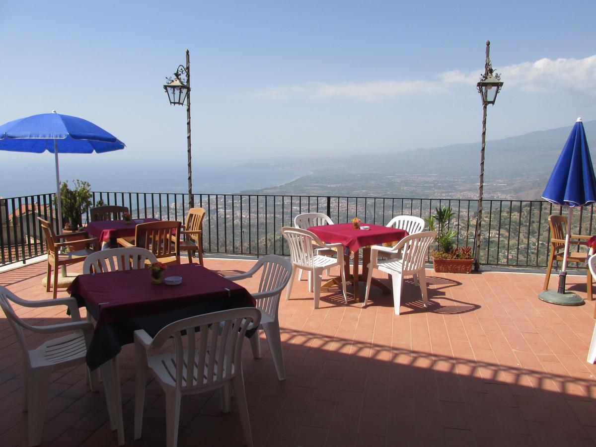 Hotel Panorama Di Sicilia Castelmola Ngoại thất bức ảnh